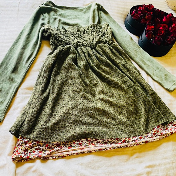 Womens Knit Fit & Flare Dress - Picture 3 of 9